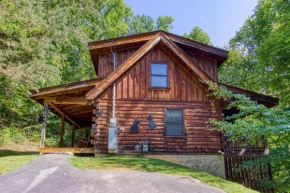 MYSTIC MOUNTAIN - GREAT LOCATION! CLOSE TO ALL THE ACTION! cabin